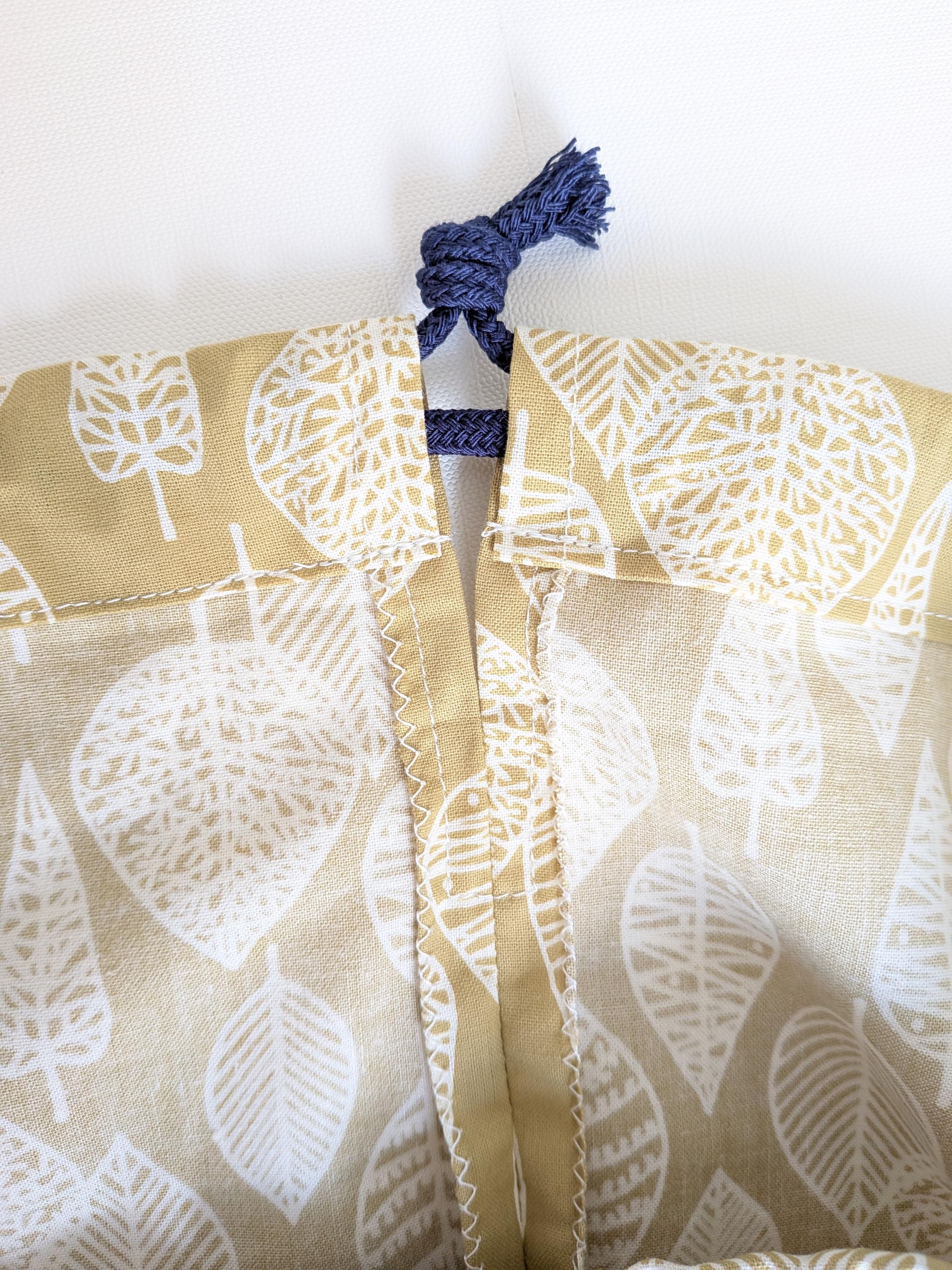 完成品|どでか巾着|50×45サイズ|体操服・布団も入る|入園準備に|入学準備|特大巾着|リーフ 葉っぱ 北欧 シンプル | 9枚目